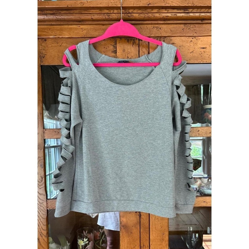 Ocean Drive Clothing Co Gray Cut Out Sleeve Cold Shoulder Sweatshirt Womens M